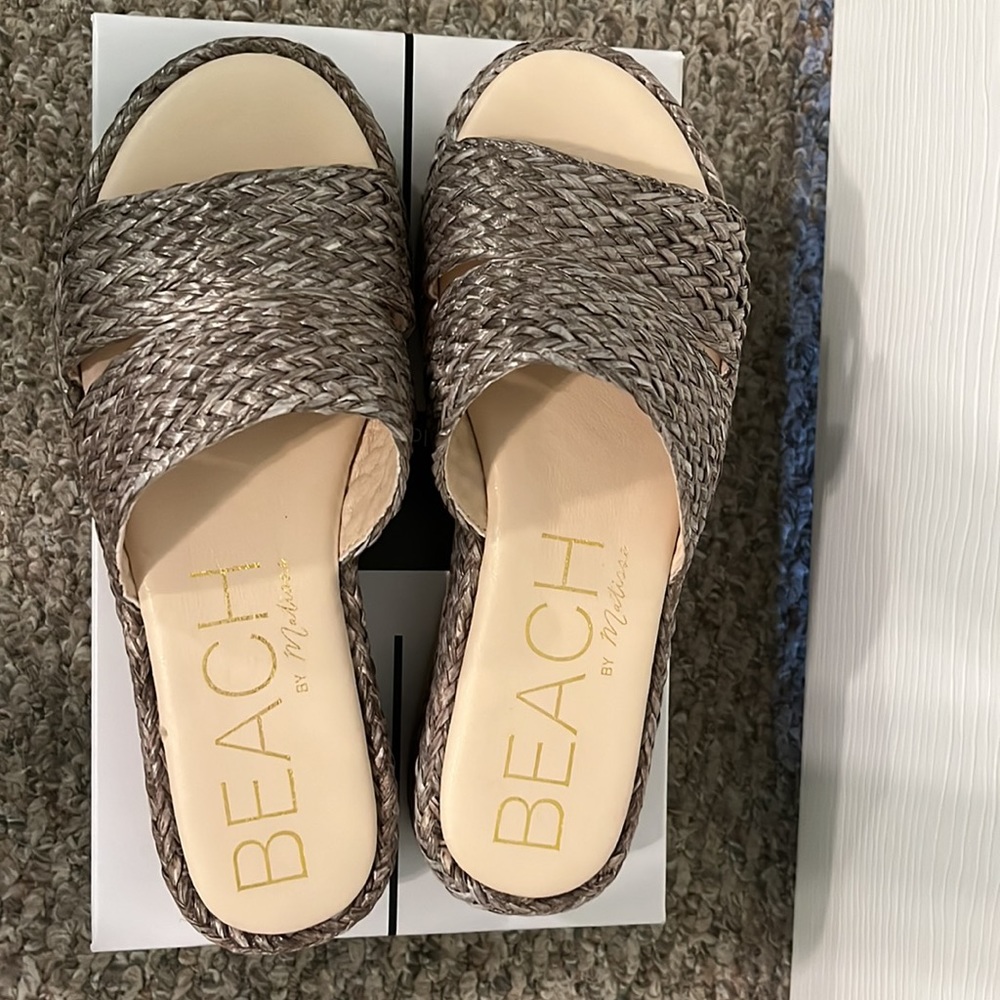 Sandals - Picture 2 of 3